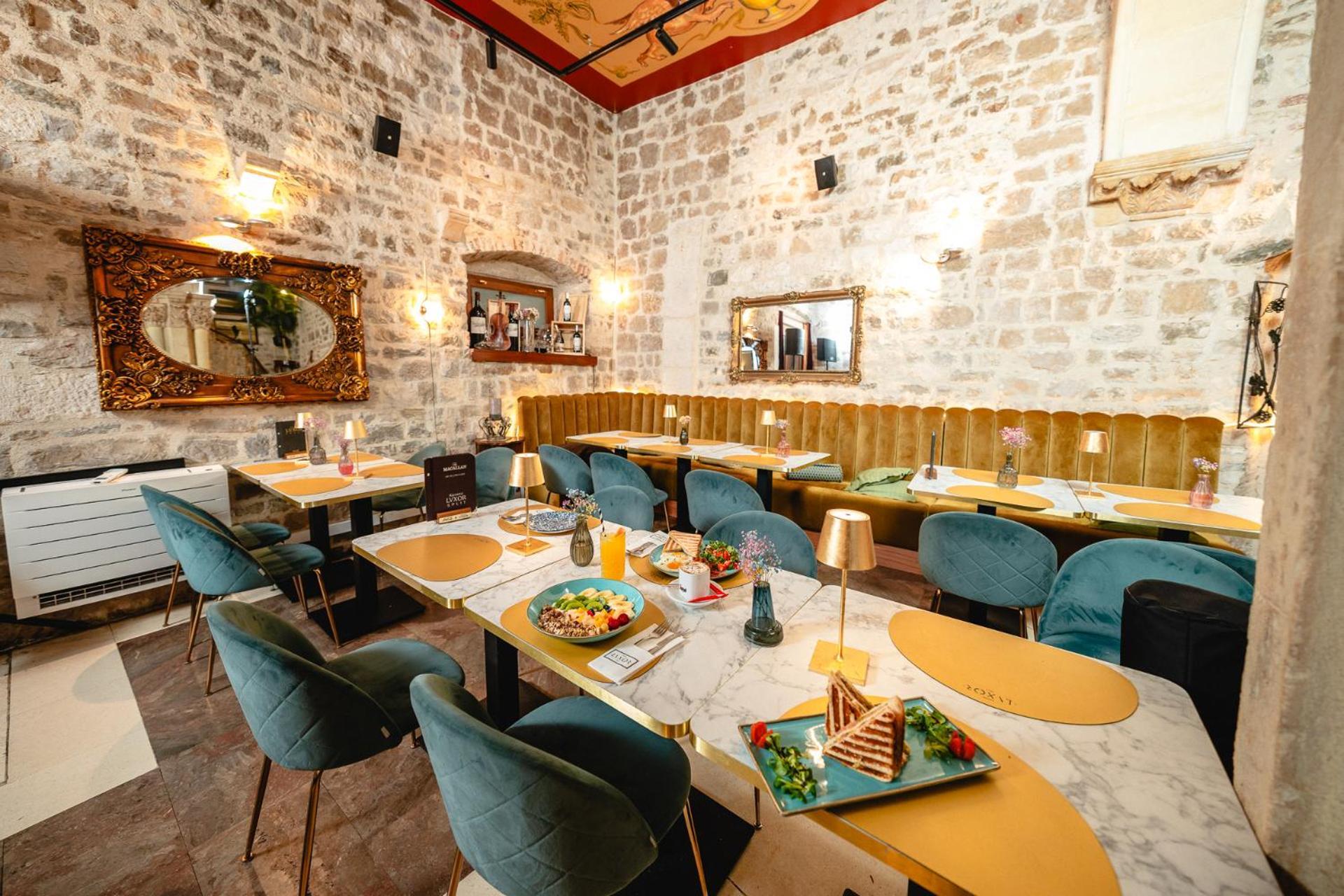 Razglednica Hotell Split Exteriör bild